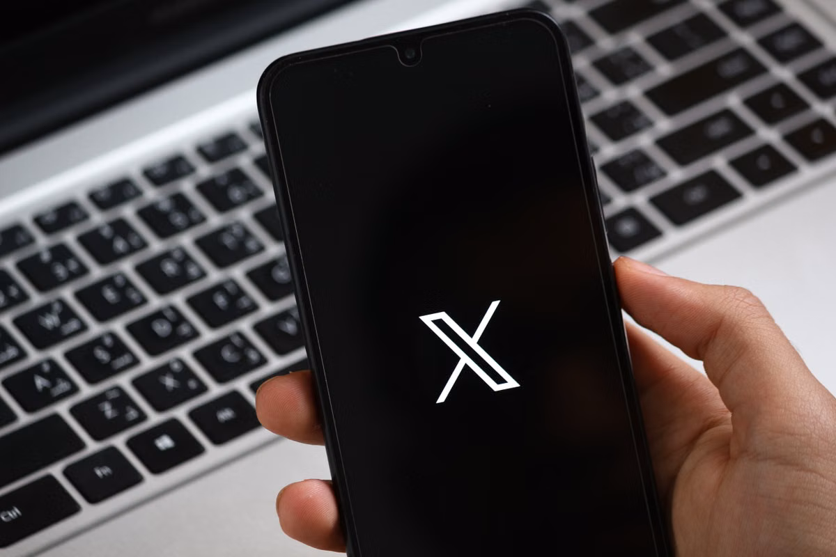 Как принять многоязычный интерфейс в Xcode 27? Процесс для дизайнеров, 2026 год